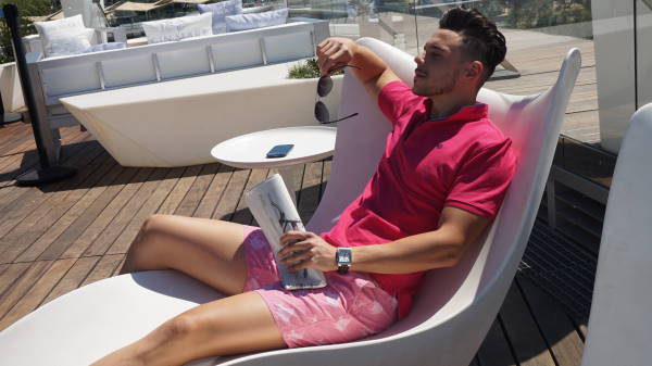 Ropa fucsia para hombres