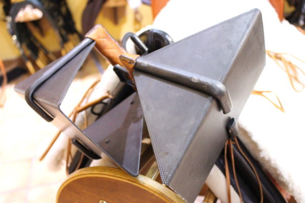 montura vaquera de competición, silla vaquera
